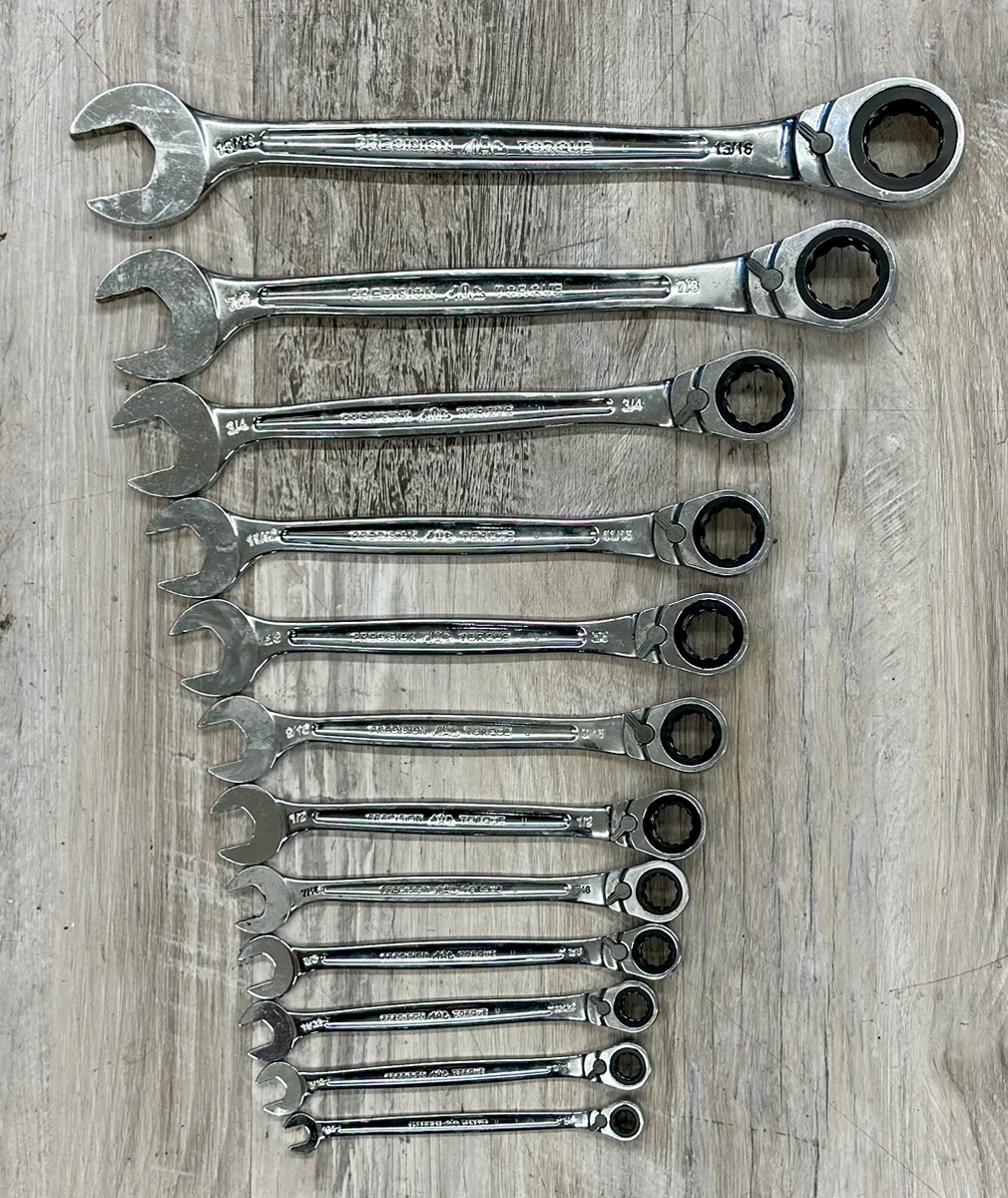 MAC TOOLS SRWO126PT 12PC. SAE Reversible Ratcheting Wrench Set Good Buya