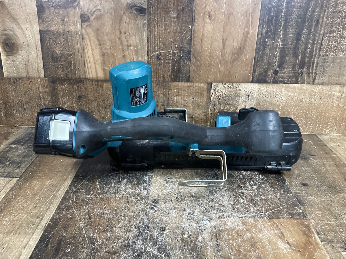 MAKITA XBP01 Portable Band Saw Good Buya