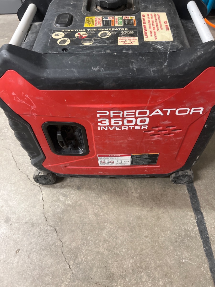 HARBOR FREIGHT TOOLS PREDATOR 3500 INVERTER Very Good Pawn 1