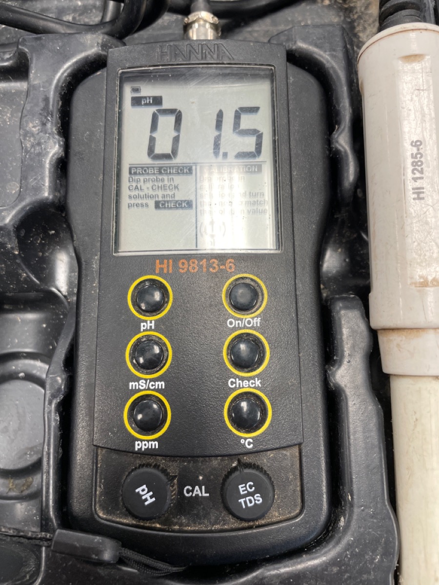 Hanna Inst HI 98136N Waterproof pH/EC/TDS Temperature Meter Clean and