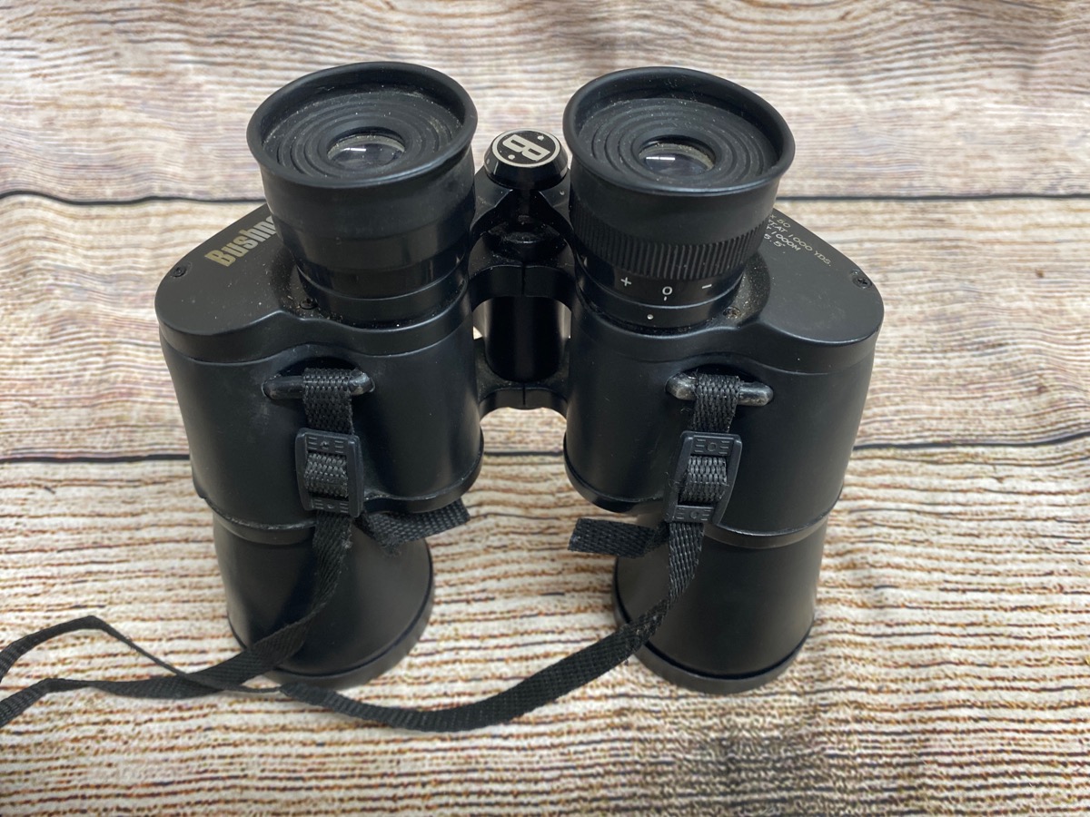 BUSHNELL BINOCULARS 10X50 Good Buya