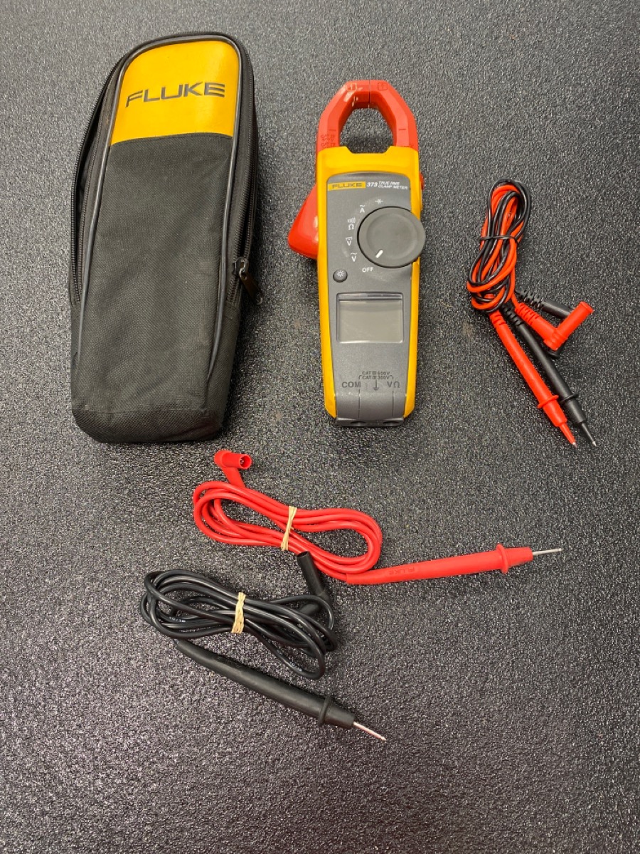 Fluke 373 With 2 Sets Of Leads And Case Good 