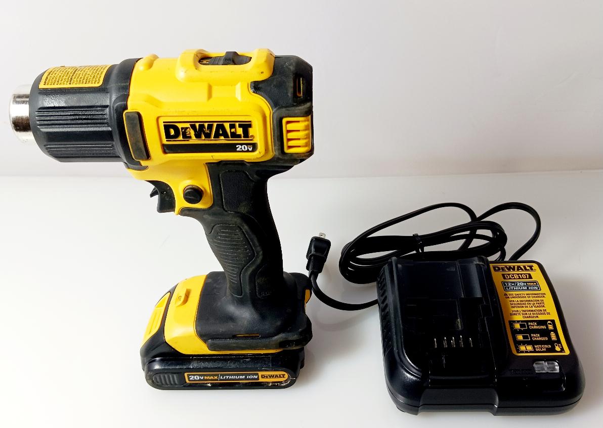 Dewalt DCE530 20V Max Heat Gun w/Battery & Charger Very Good Buya