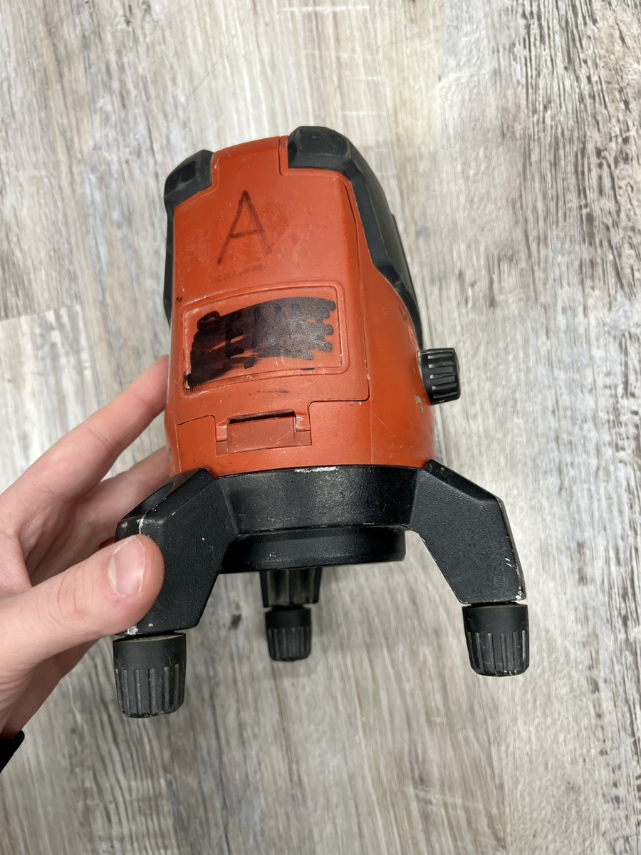 HILTI PM 4M Multi Line Laser Very Good Buya