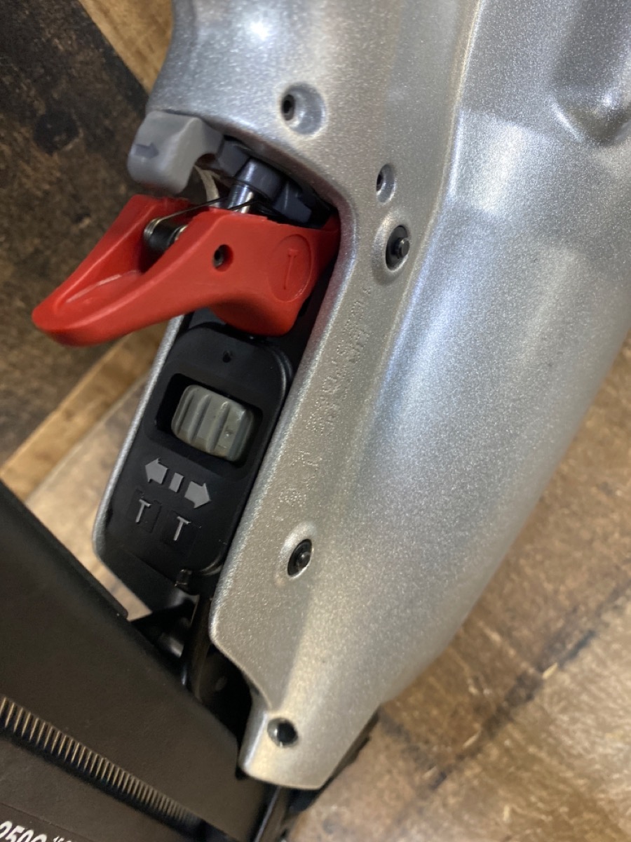 PORTER CABLE DA250C PNEUMATIC ANGLED FINISH NAILER Very Good Buya