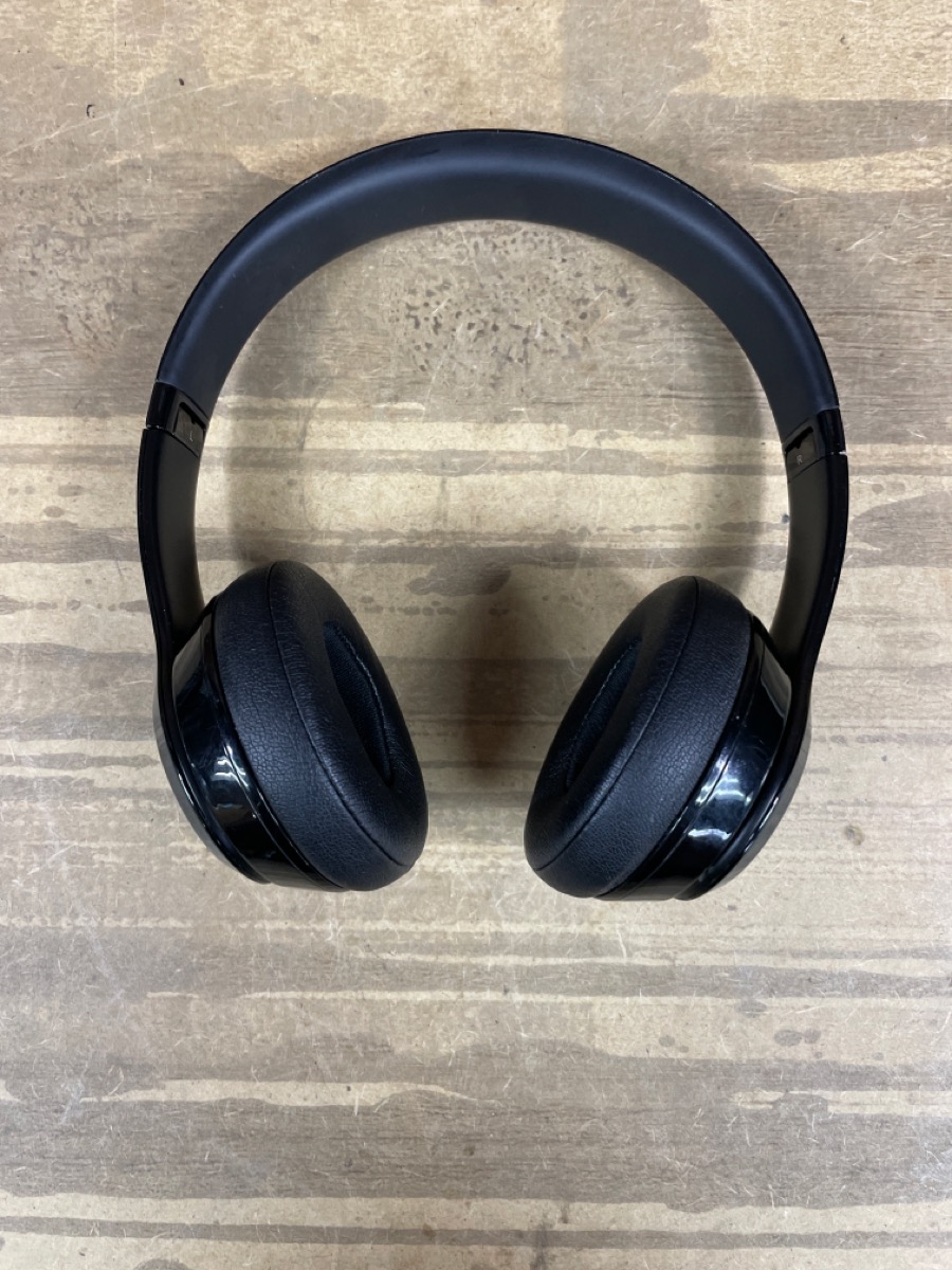 BEATS BY DRE SOLOS 3 BLACK BLUETOOTH HEADPHONES Good Buya