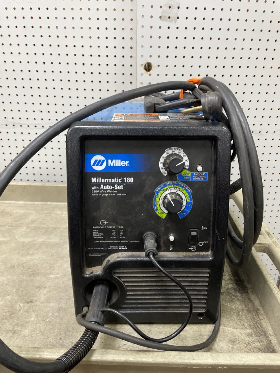 Miller Millermatic 180 Welder AutoSet 230V Wire Welder Good Buya