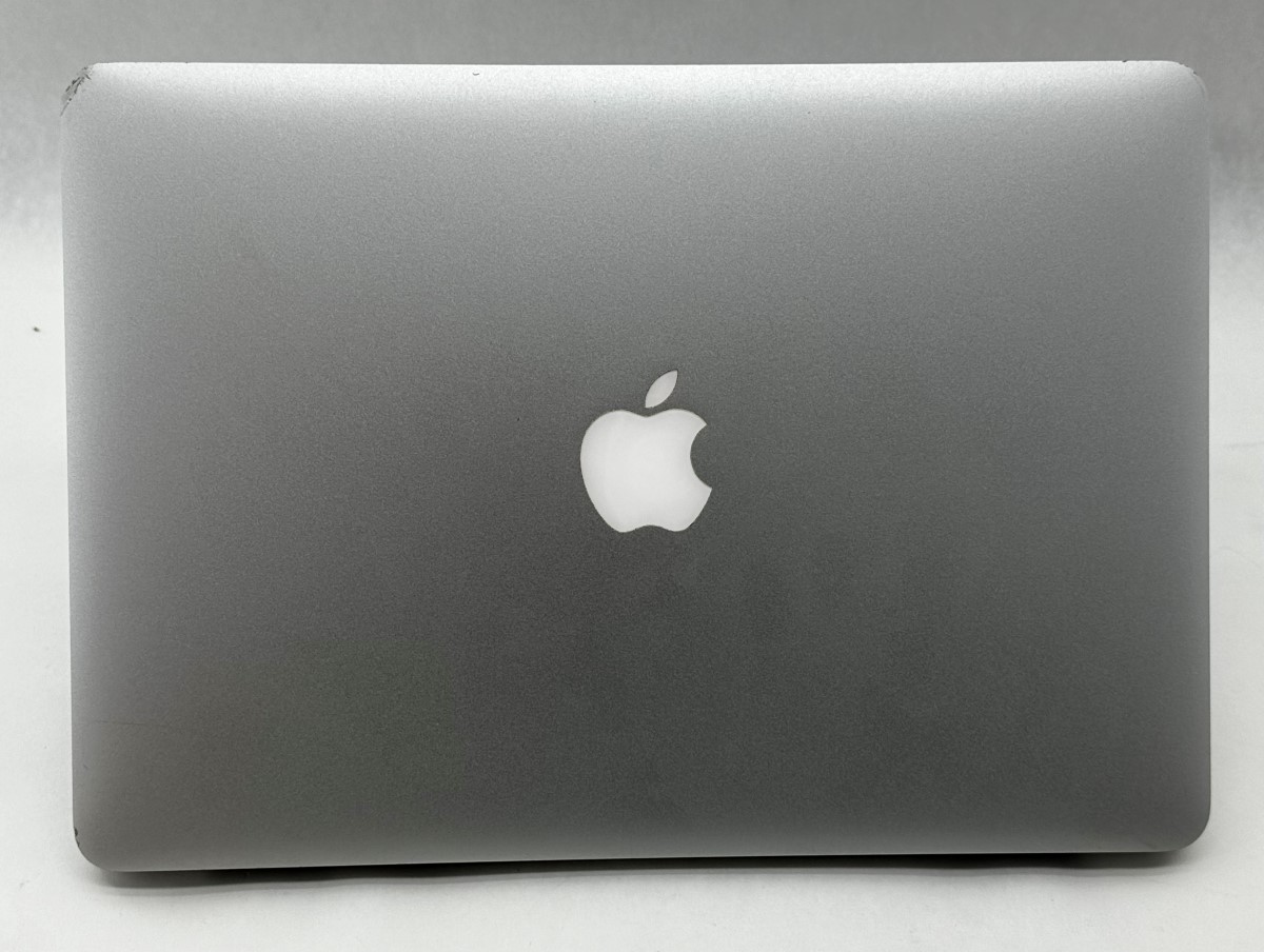 Apple MacBook Air 2010 MC503LL/A 128GB SSD 2GB Ram 13.3" 1.8 GHz Good