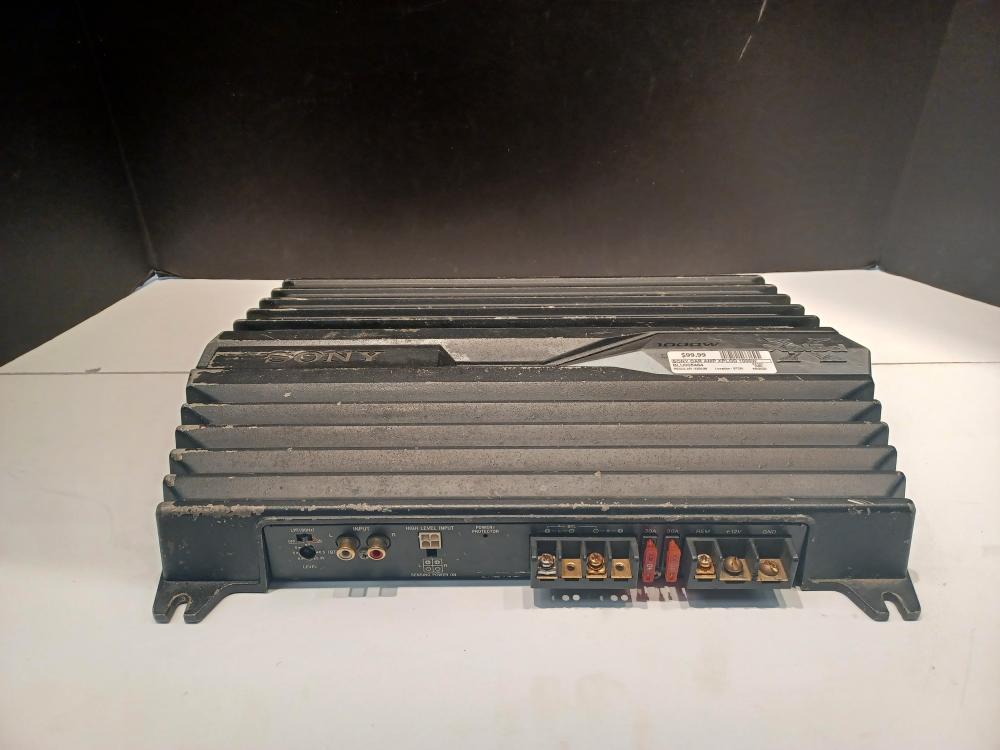 SONY XPLOD 1000W Like New HFO