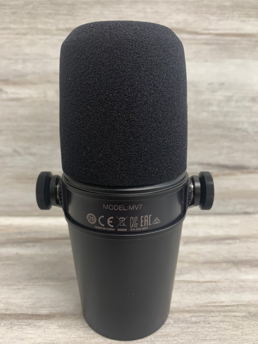 SHURE MV7 DYNAMIC CARDIOID USB MICROPHONE Very Good Buya