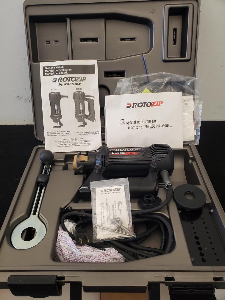 Rotozip Model SCS01 Type 1 Spiral Saw Includes Circle Cutter and Extra