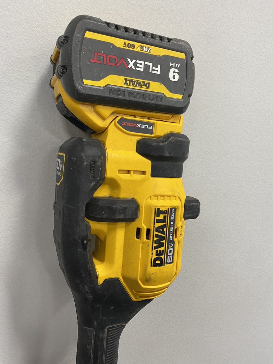 DEWALT DCST972 Acceptable Buya