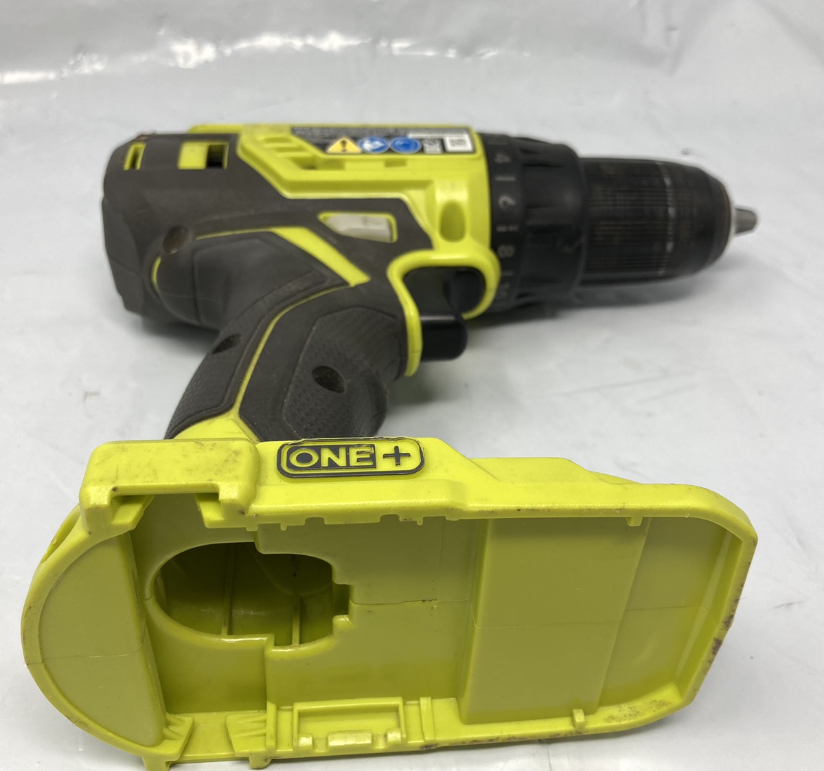 RYOBI TOOLS P215 1/2" ONE+ CORDLESS DRILLW/18V 1.5Ah Battery & Charger