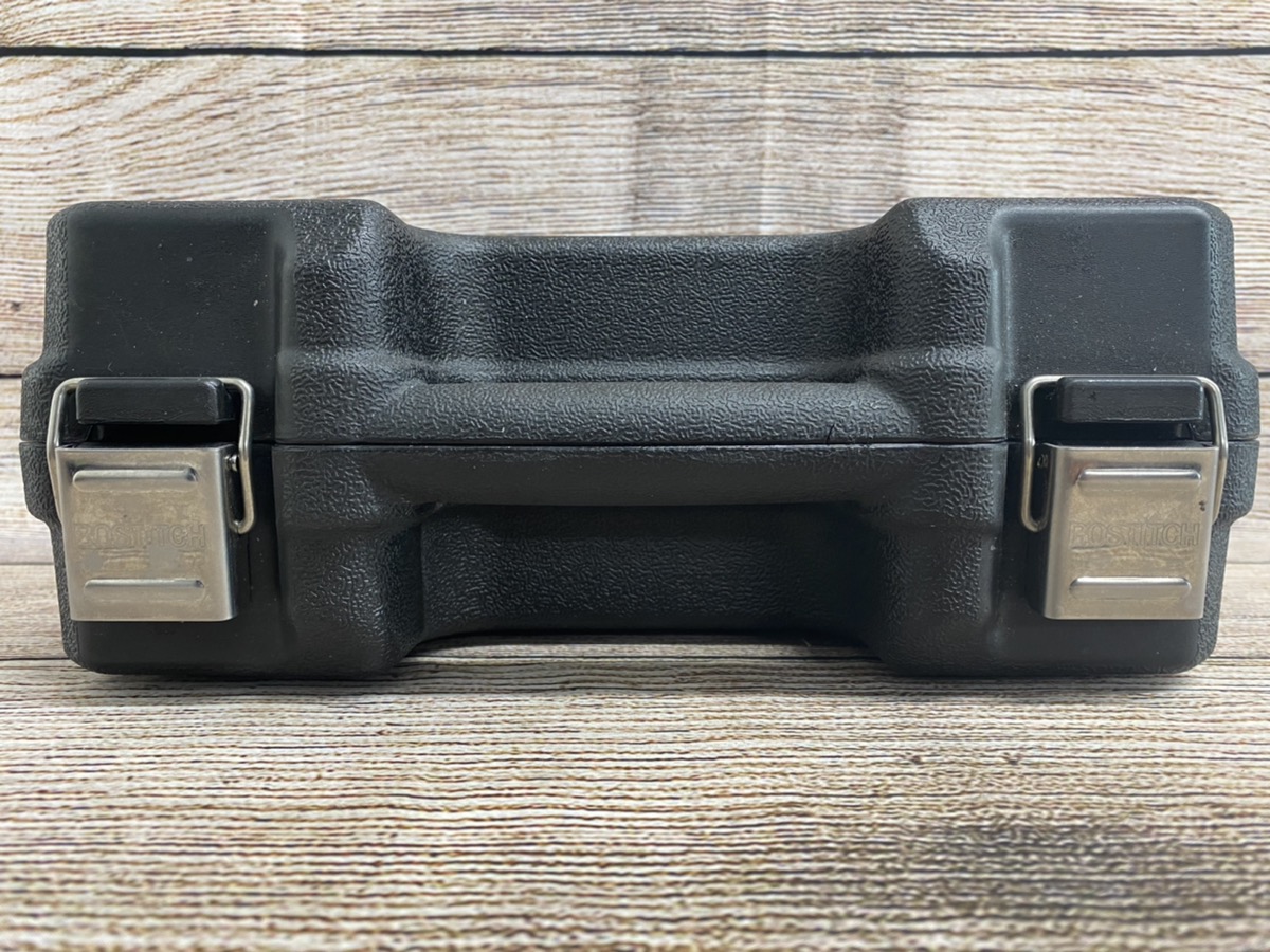 BOSTITCH BTFP12233 BOSTITCH Brad Nailer Kit, 18GA, Smart Point Nailer