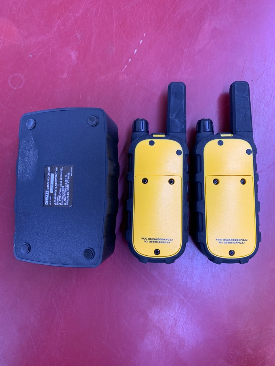 DEWALT DXFRS300 WALKIE TALKIE 2 WAY RADIOS, 2 PACK, HEAVY DUTY, LONG
