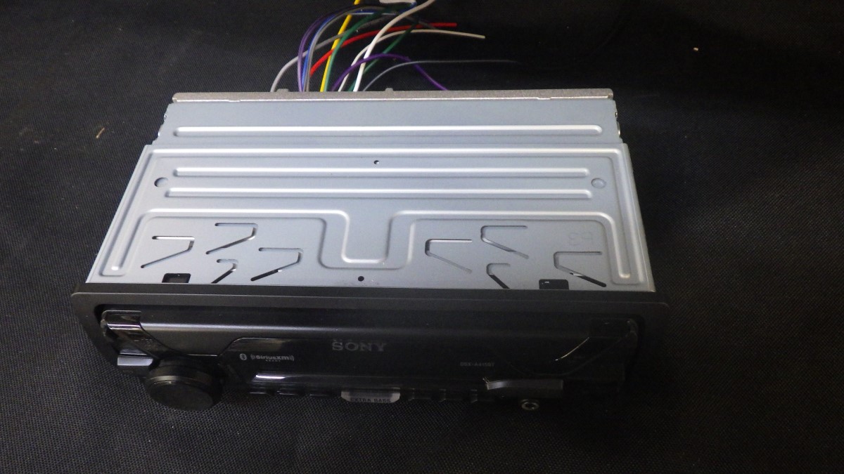 Sony DSXA415BT Digital Media Audio Car InDash Receiver Good Buya