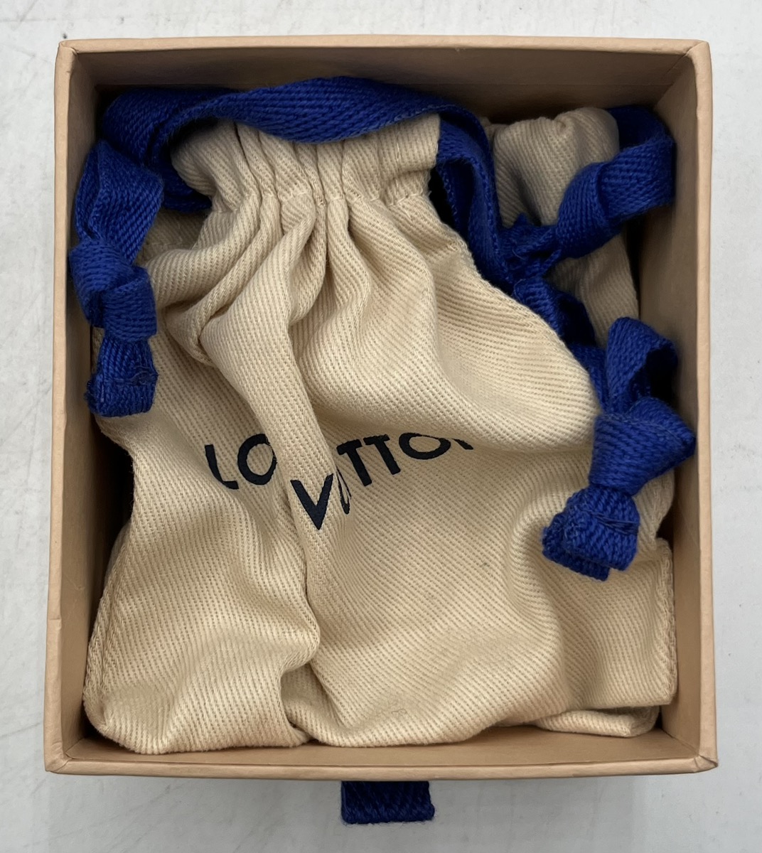 LOUIS VUITTON QA051 TAMBOUR HORIZON V2 SMARTWATCH Very Good Mid