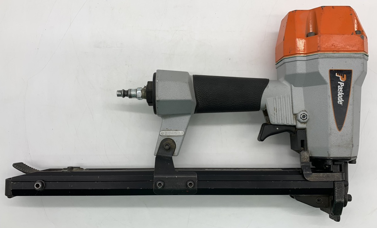 Paslode PCF1000 Air Pneumatic Corrugated Fastener Stapler 502360 Good