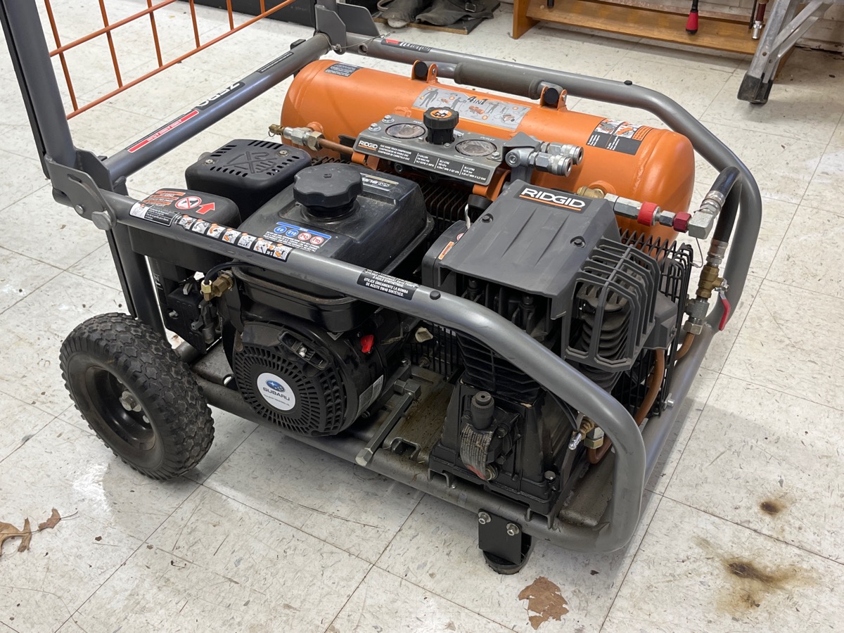 RIDGID Zero Gravity 8 Gal. Gas Power Air Compressor Very Good Sooner