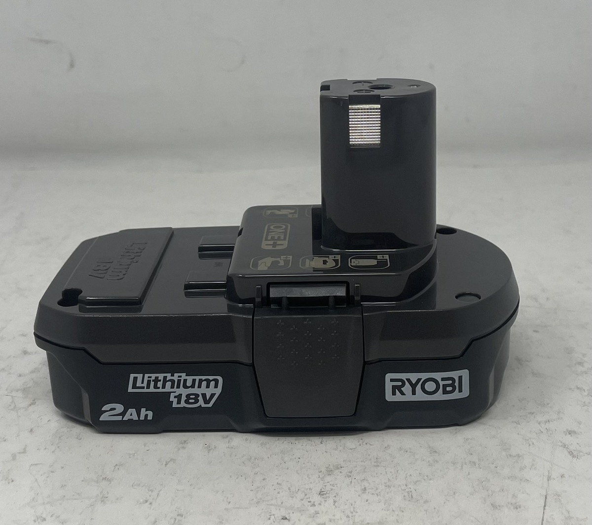 RYOBI P2109VNM LEAF BLOWER 18V 90 MPH 200 CFM W/ 2AH BATTERY & CHARGER Like New Buya