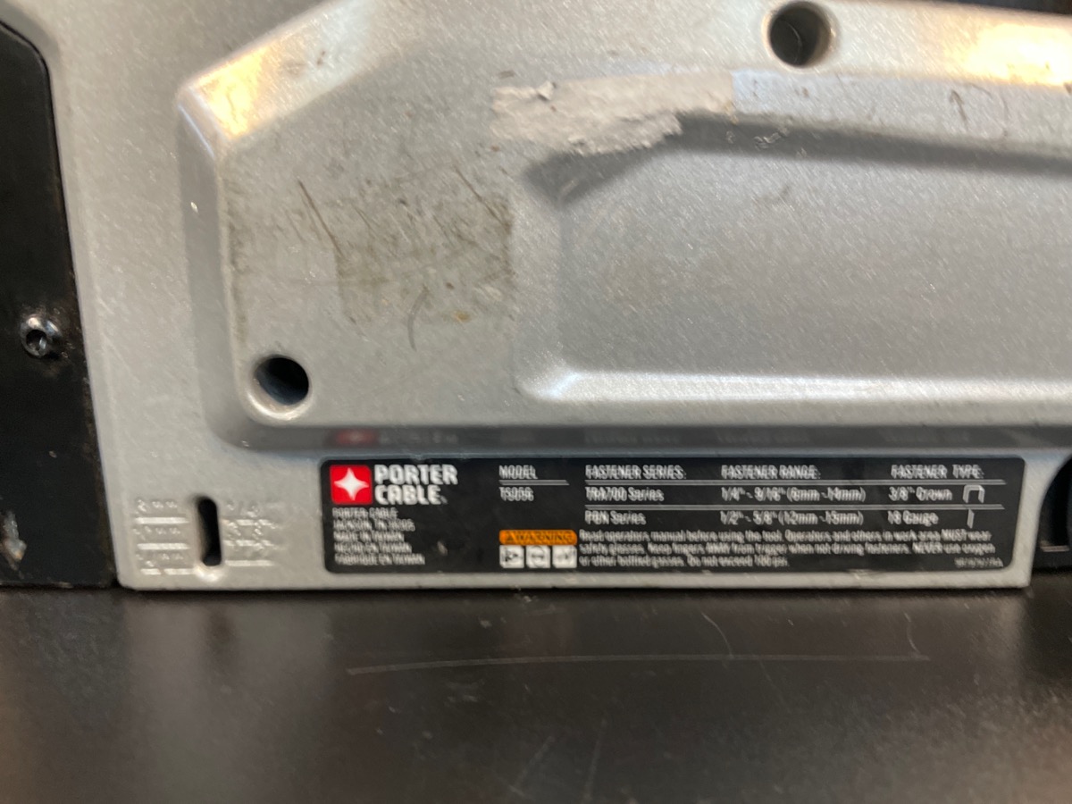 PORTER CABLE TS056 PNEUMATIC 18GAUGE 3/8 IN. CROWN STAPLER Acceptable