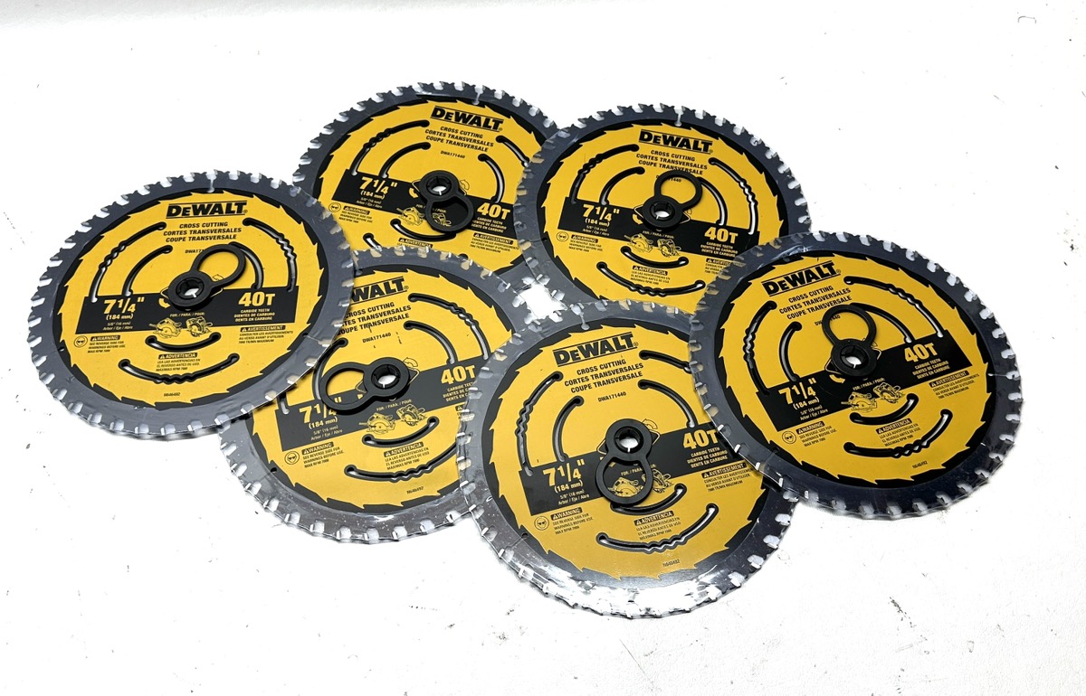 DEWALT CIRCULAR SAW BLADE 7-1/4