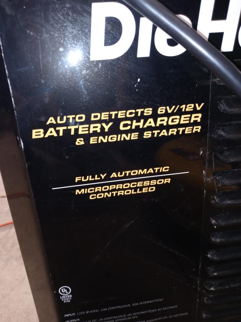 DIEHARD GOLD BATTERY CHARGER 2871987 Like New Buya