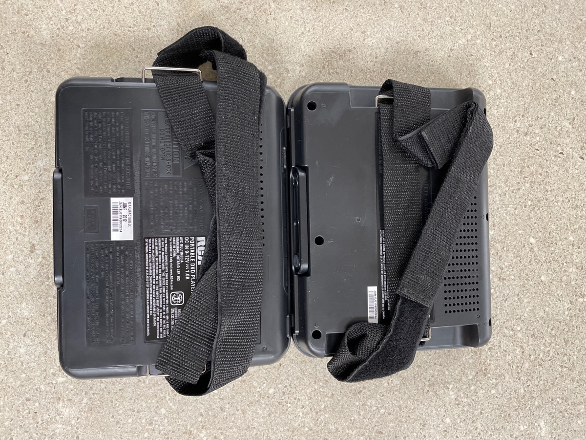 RCA DRC69705 DUAL HEADREST SCREENS *NO REMOTE Acceptable Buya