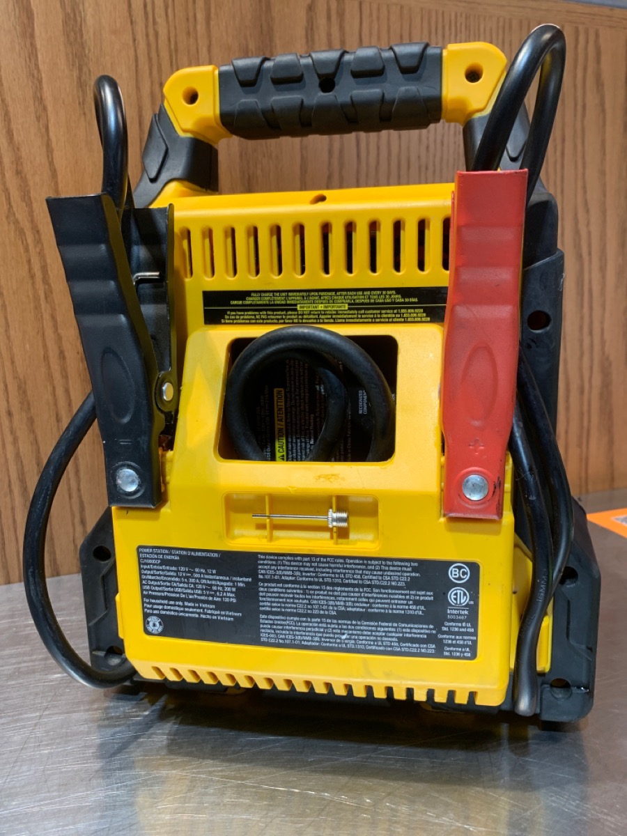 CATERPILLAR CJ1000CP battery jumper For parts or not working Buya