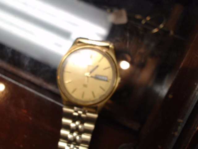 SEIKO Gent's Wristwatch 5Y23-8039 Like New | Buya