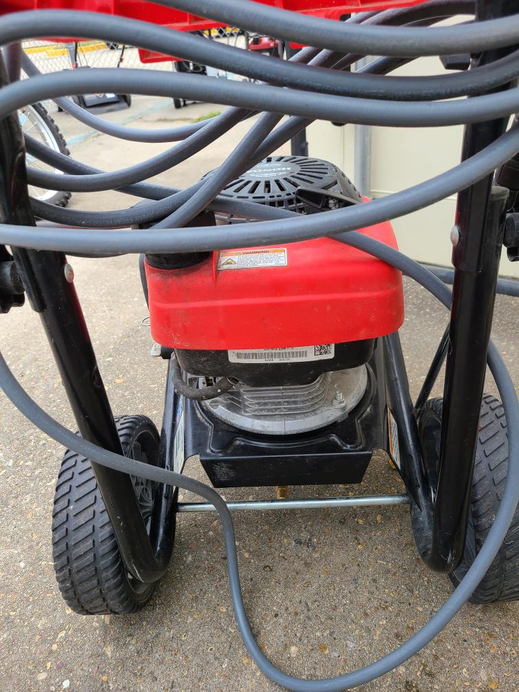 CRAFTSMAN CMXGWAS020735 3200 PSI 2.4 MAX GPM PRESSURE WASHER (SERandi