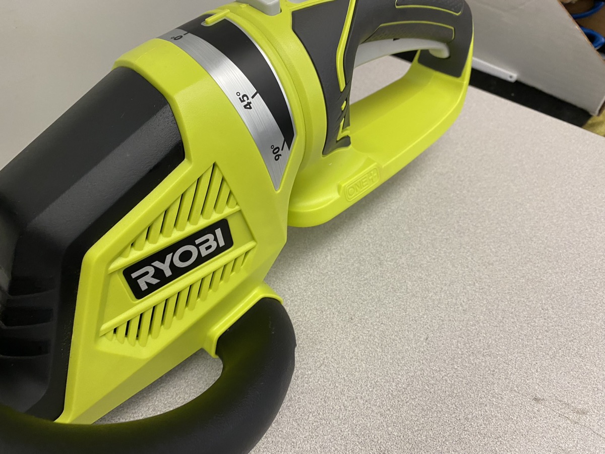 RYOBI TOOLS P2606VNM ONE+ 18V 22 in. Cordless Battery Hedge Trimmer