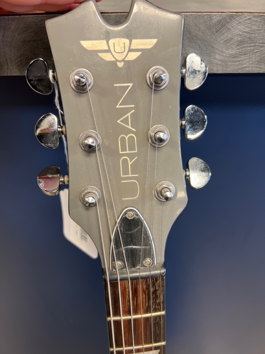 KEITH URBAN PHOENIX LIMITED EDITION ELECTRIC GUITAR Acceptable Pawn 1