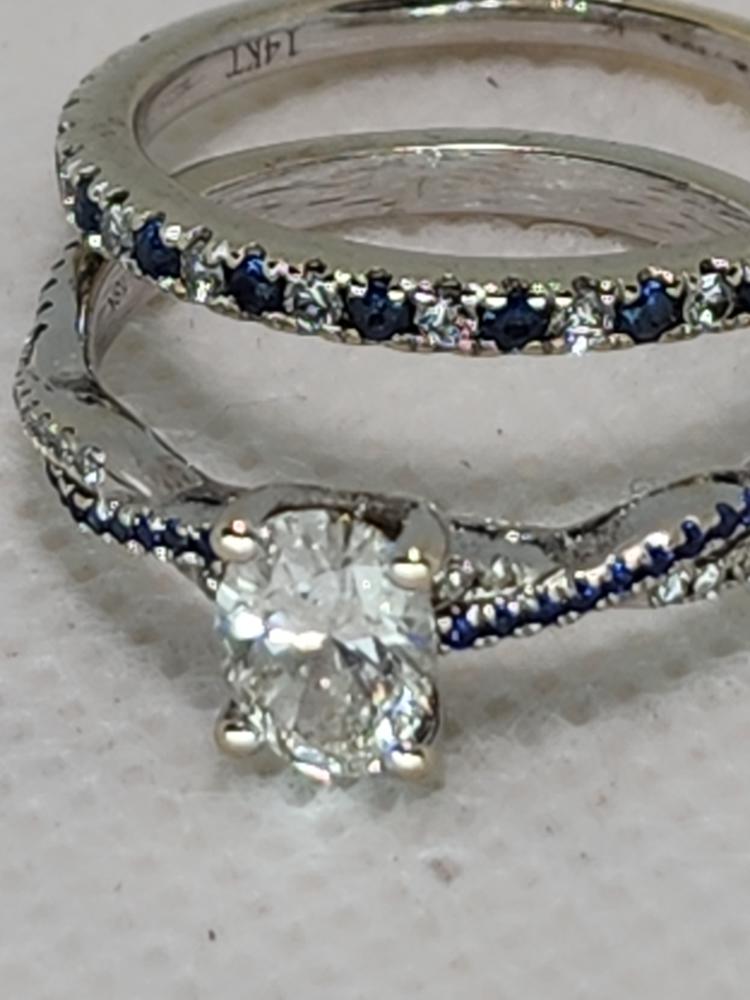 Synthetic Sapphire Lady's Stone & Diamond Ring 50 Diamonds 1.19 Carat T