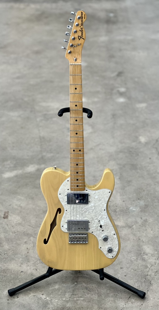 Fender Classic Series '72 Telecaster Thinline Electric Guitar Very Good