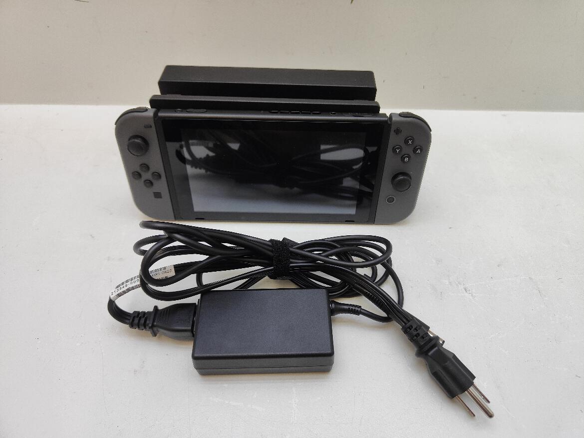 Nintendo Switch HAC001 Handheld Console Neon Red Blue W/ Dock & Cords Very Good Liberty Pawn