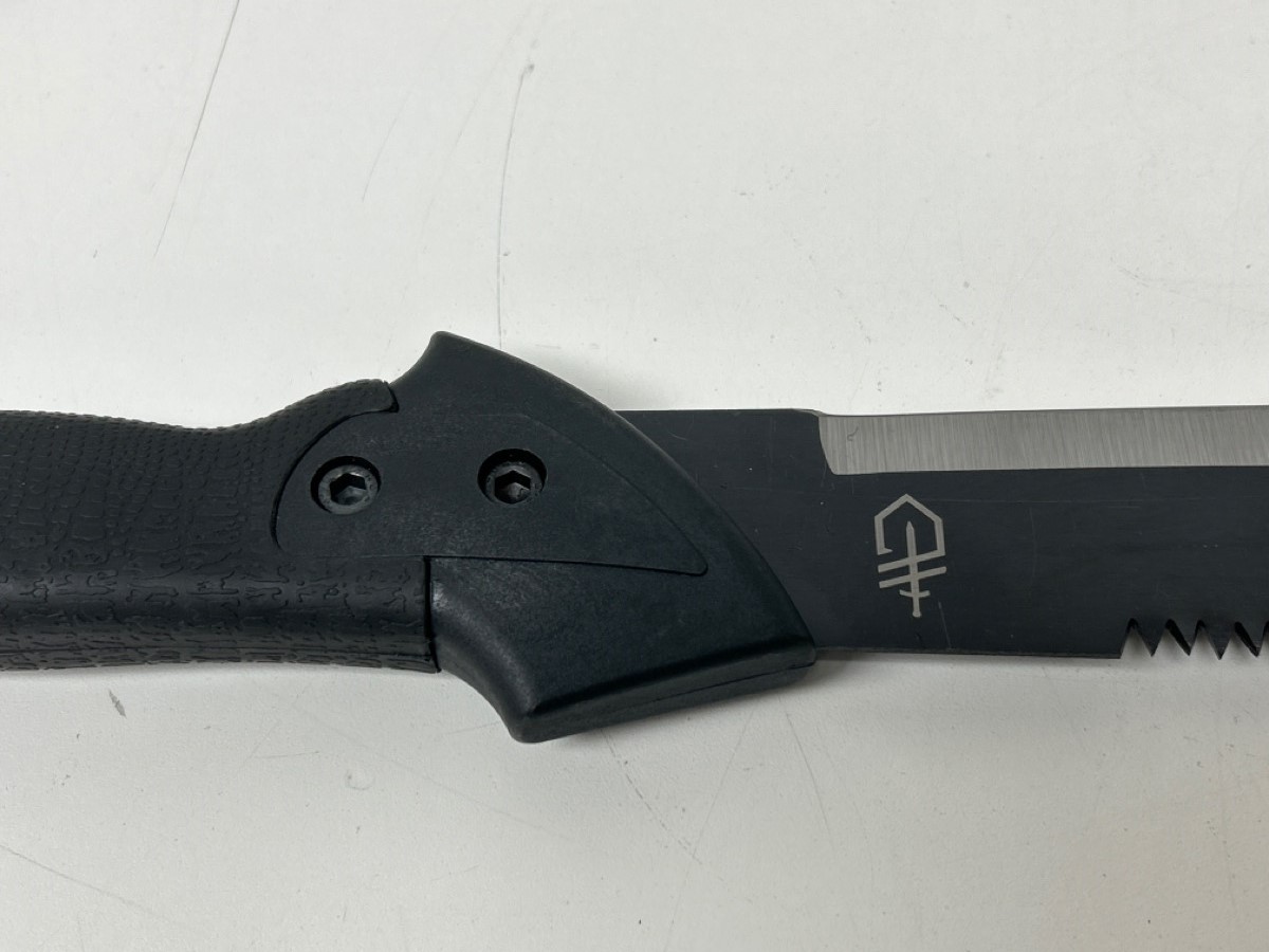 *GERBER MACHETE SERRATED BLADE W/SHEATH Good Pawn 1 Spokane WA