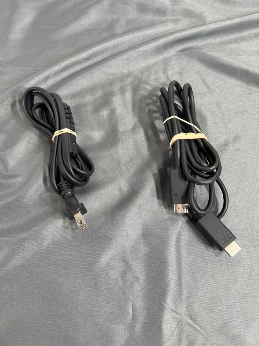 MICROSOFT XBOX SERIES S CONSOLE 1883. WITH CONTROLLER. WITH CORDS