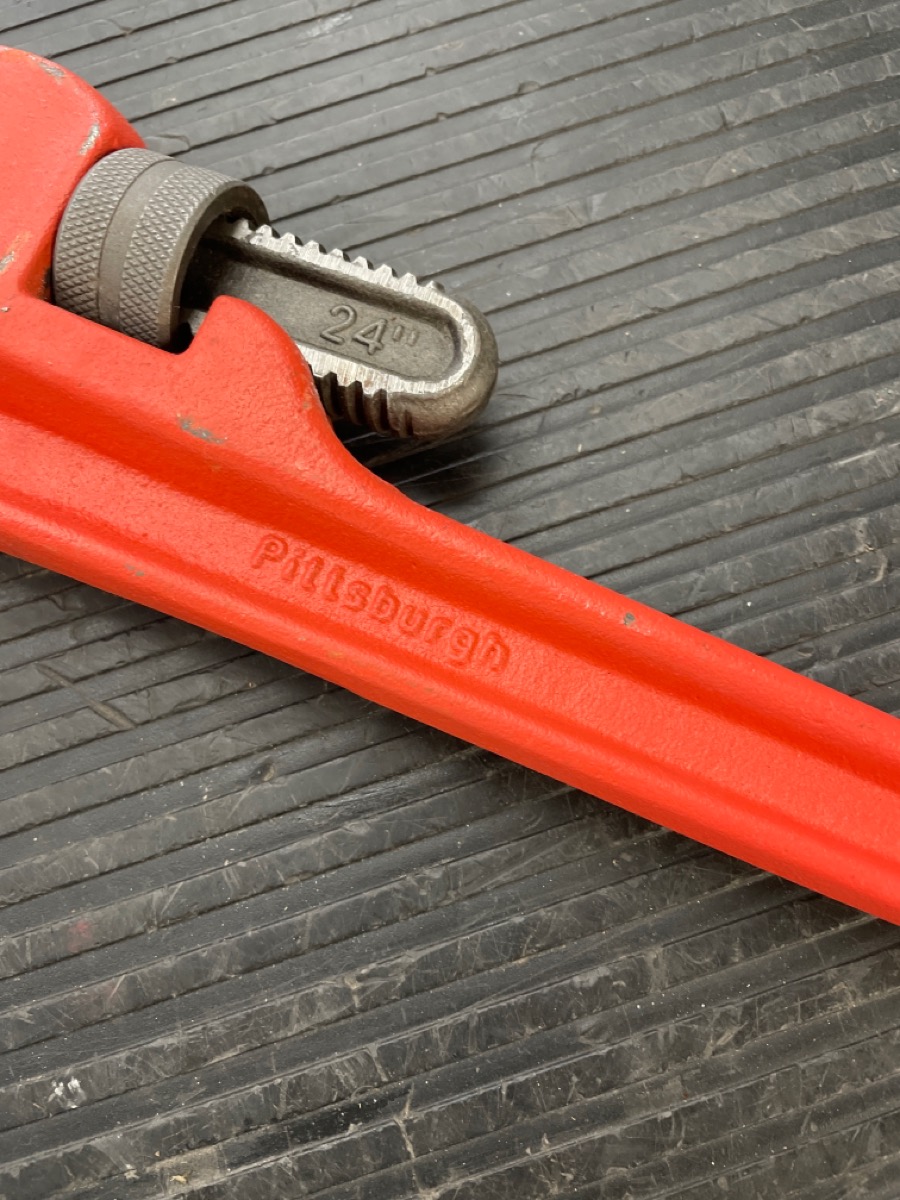 PITTSBURGH TOOLS 24" PIPE WRENCH Good Pawn 1 Spokane WA