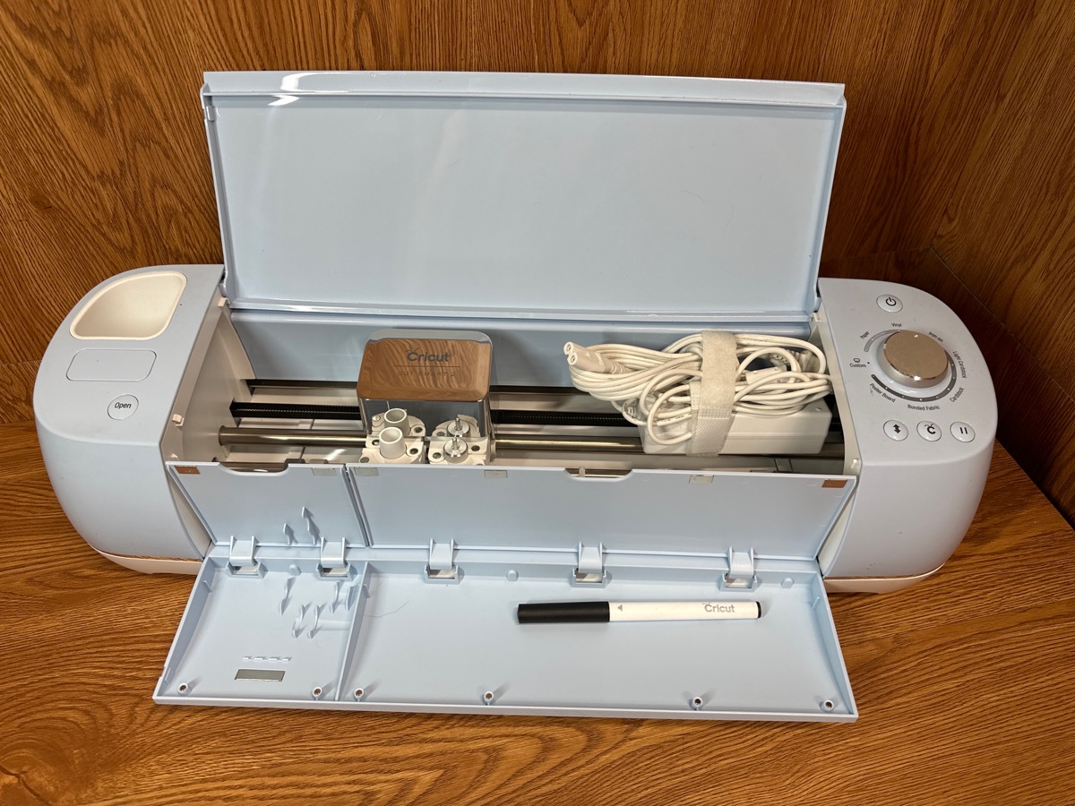 CRICUT EXPLORE AIR 2 Acceptable Buya