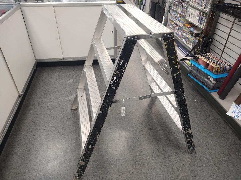 FALCON 13004 4 FOOT SAW HORSE LADDER Good Pawn 1 Spokane WA