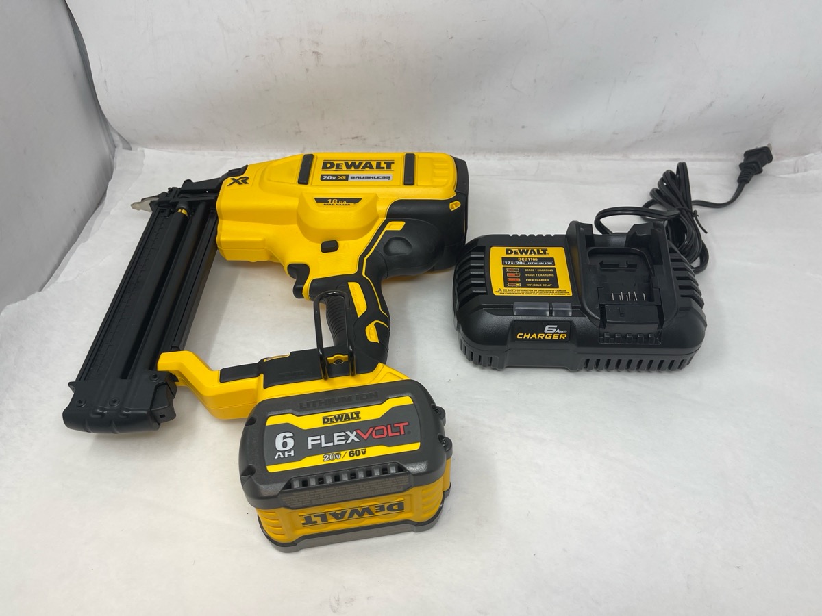 DEWALT DCN680 20V MAX* XR® 18 GA Cordless Brad Nailer Kit (MLENKB) Like New Sharp Assets LLC