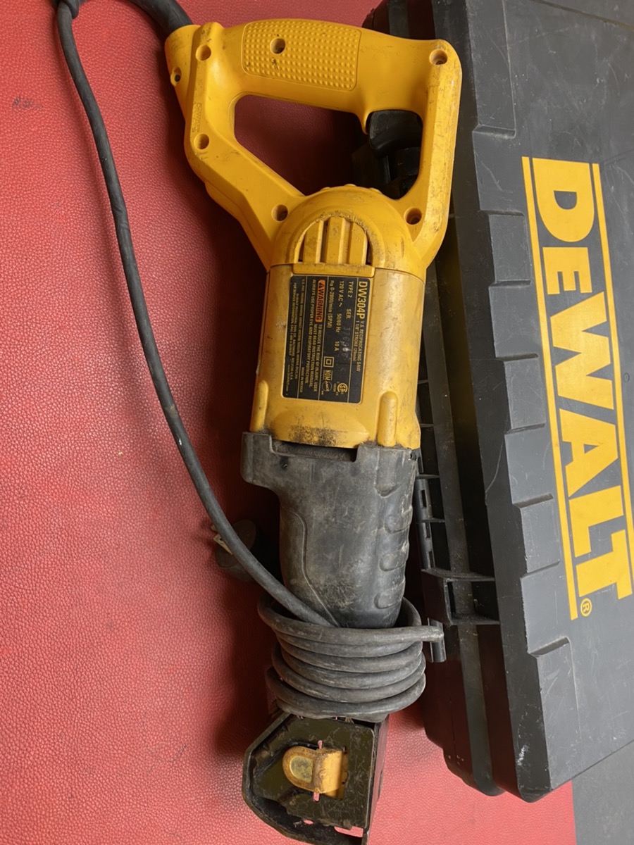 DEWALT DW304P Very Good Buya