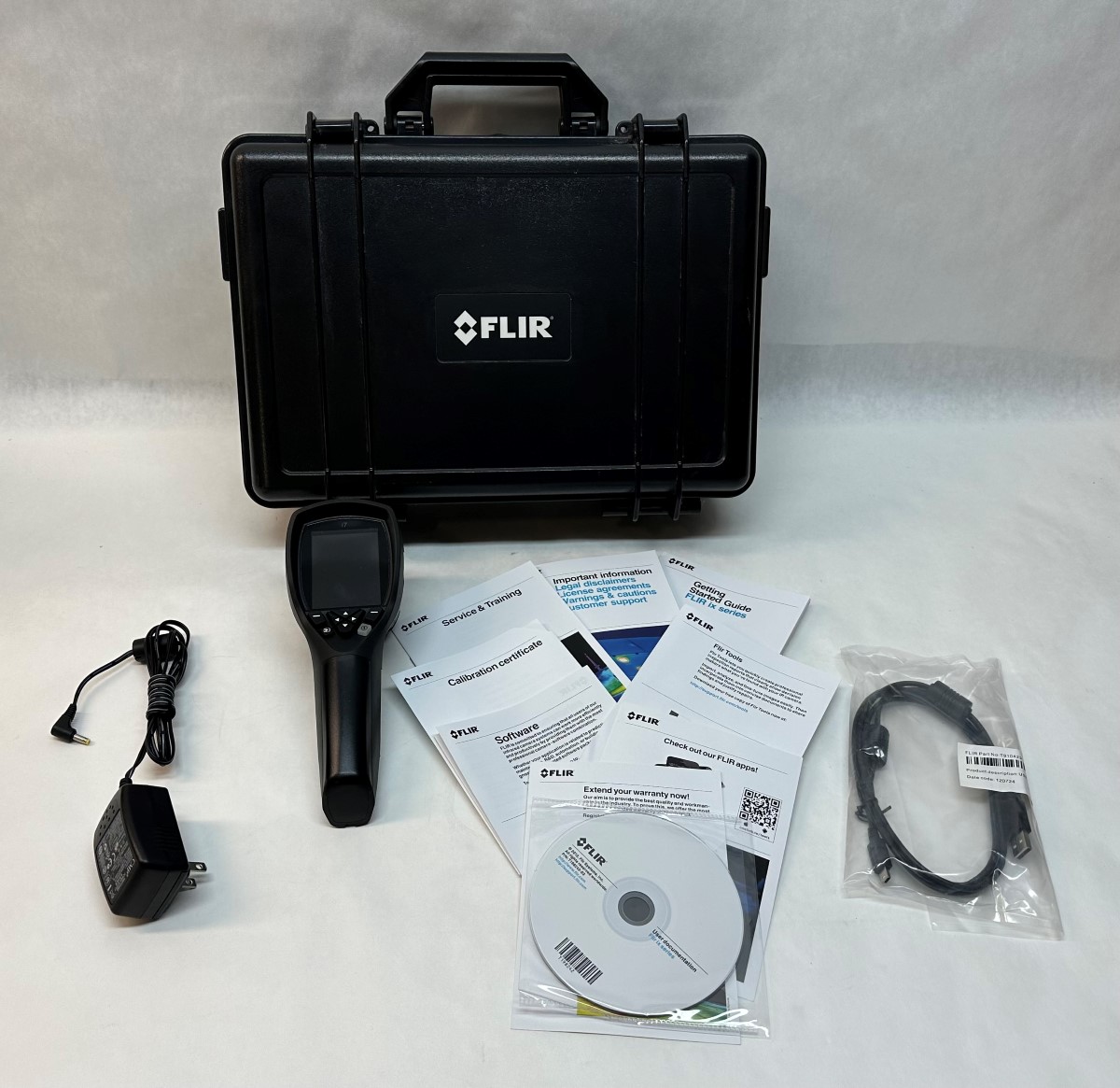 FLIR I7 Infrared Thermal Imaging Handheld Camera in Case Good