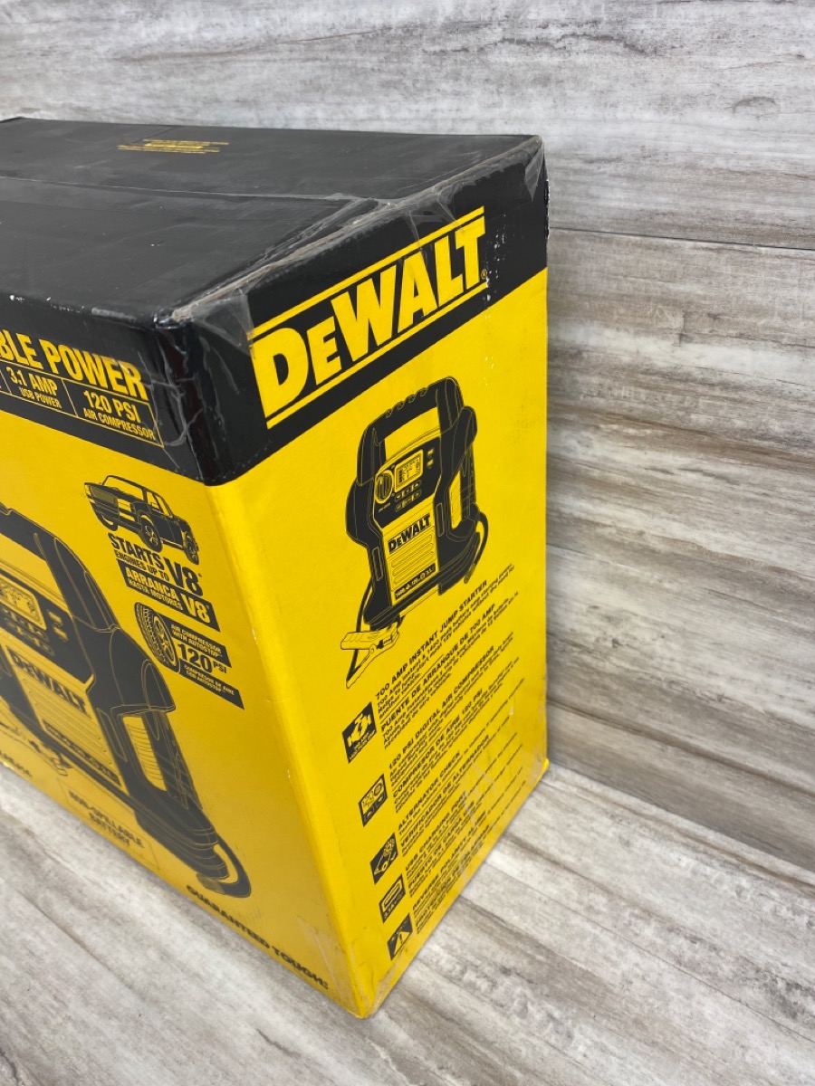 DEWALT DXAEJ14 1400 PEAK AMP PORTABLE CAR JUMP STARTER WITH DIGITAL