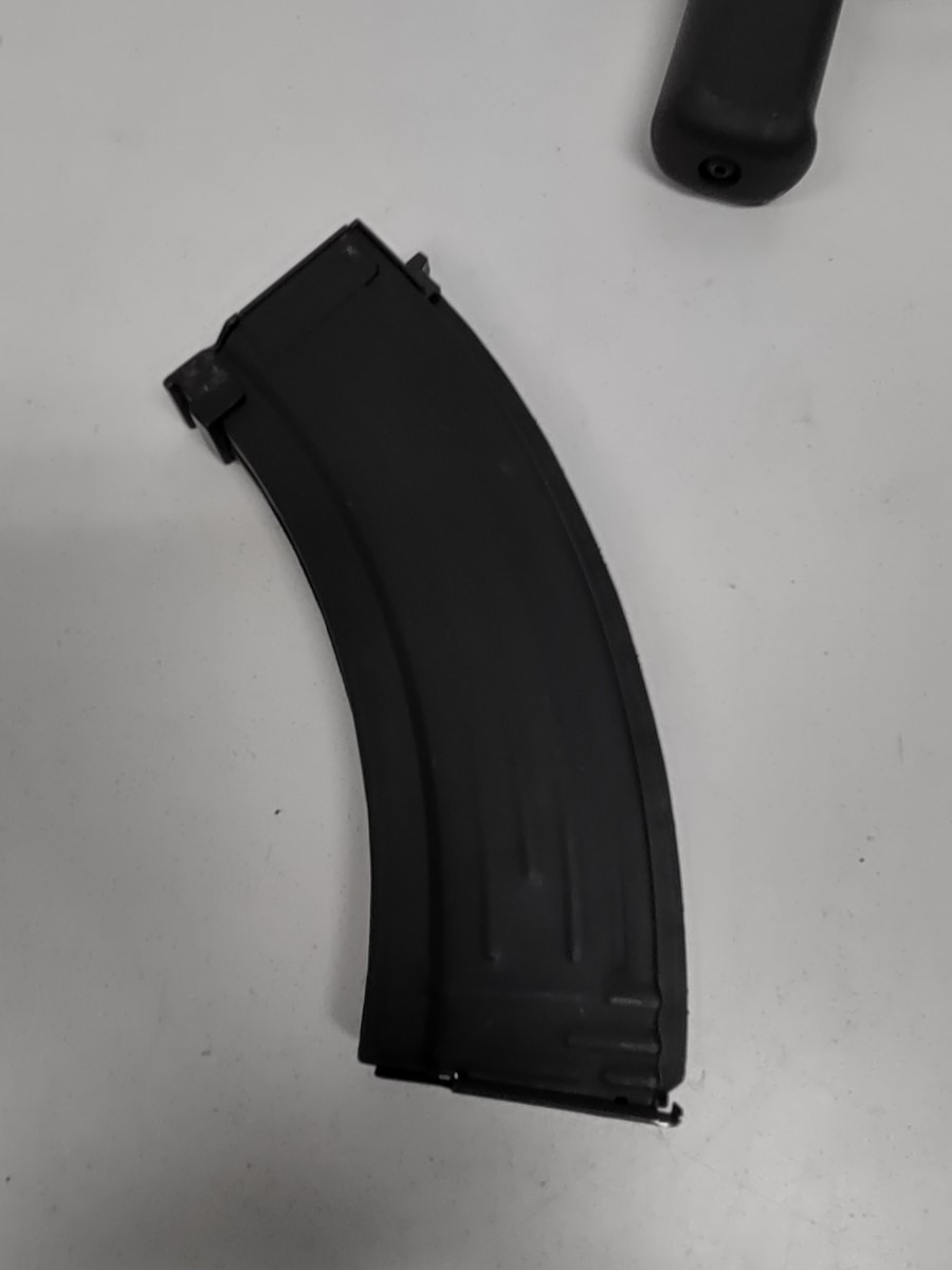 Crosman Pulse R76 Airsoft Rifle With One Battery & One Mag