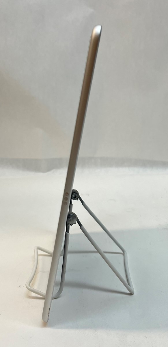 Apple A2153 IPad Air 64GB Storage 3rd Gen Silver Wifi Only Xfinity