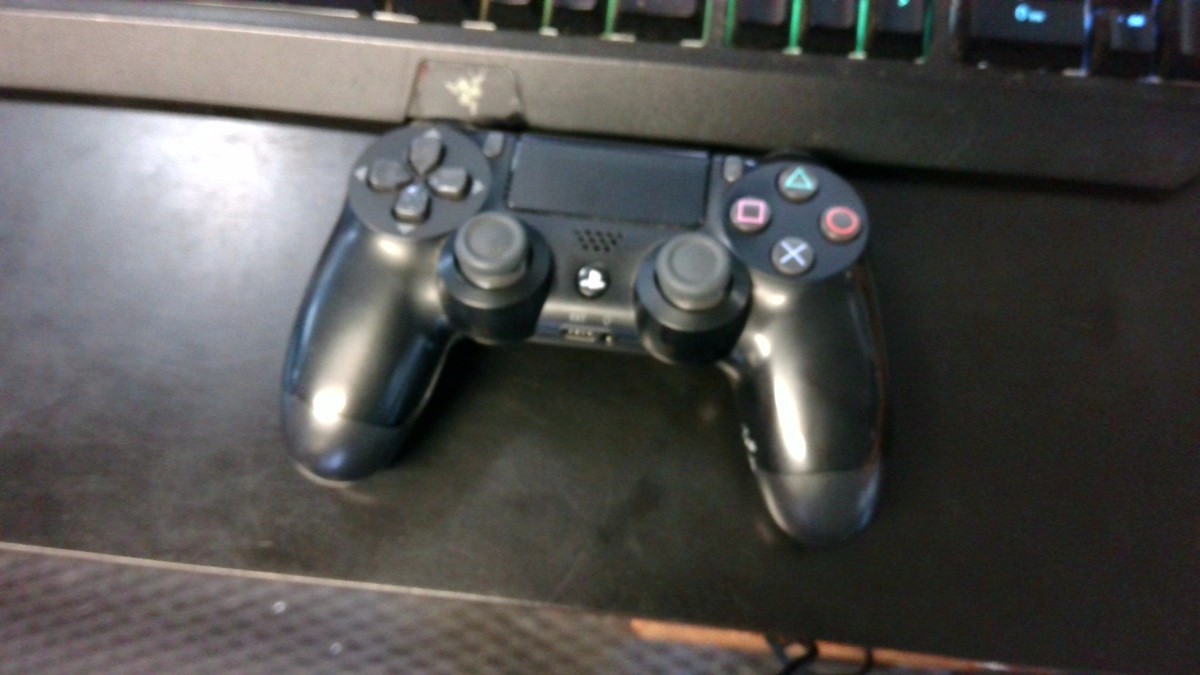 Sony PS4 Video Game Controller