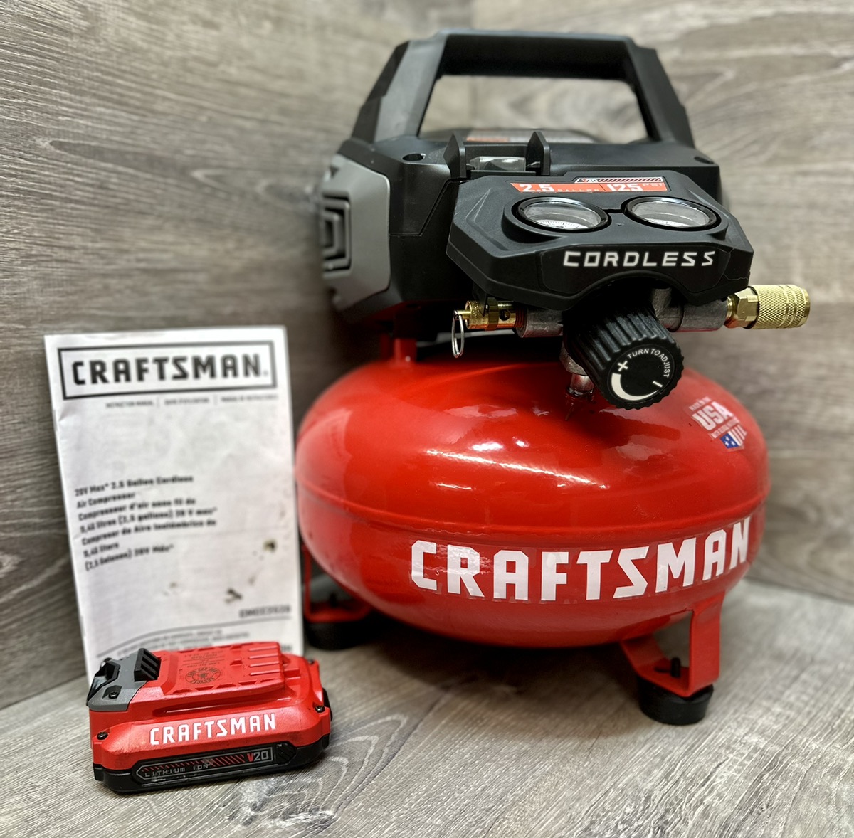 CRAFTSMAN CMCC2520 V20* 2.5 Gallon Brushless Cordless Air Compressor w