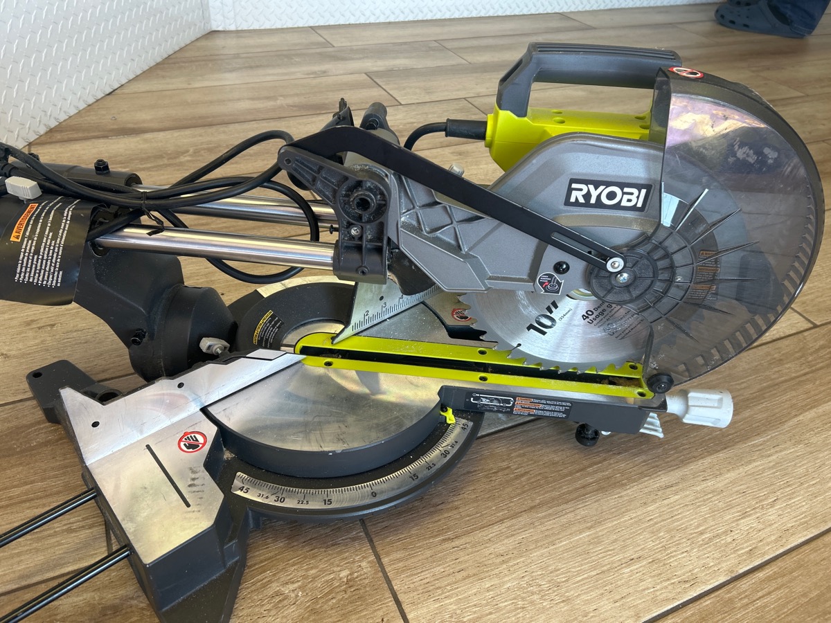 *PICKUP ONLY* Ryobi Tools TSS103 10" Sliding Compound 15 Amp Miter Saw